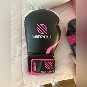 Boxing gloves 12 OZ